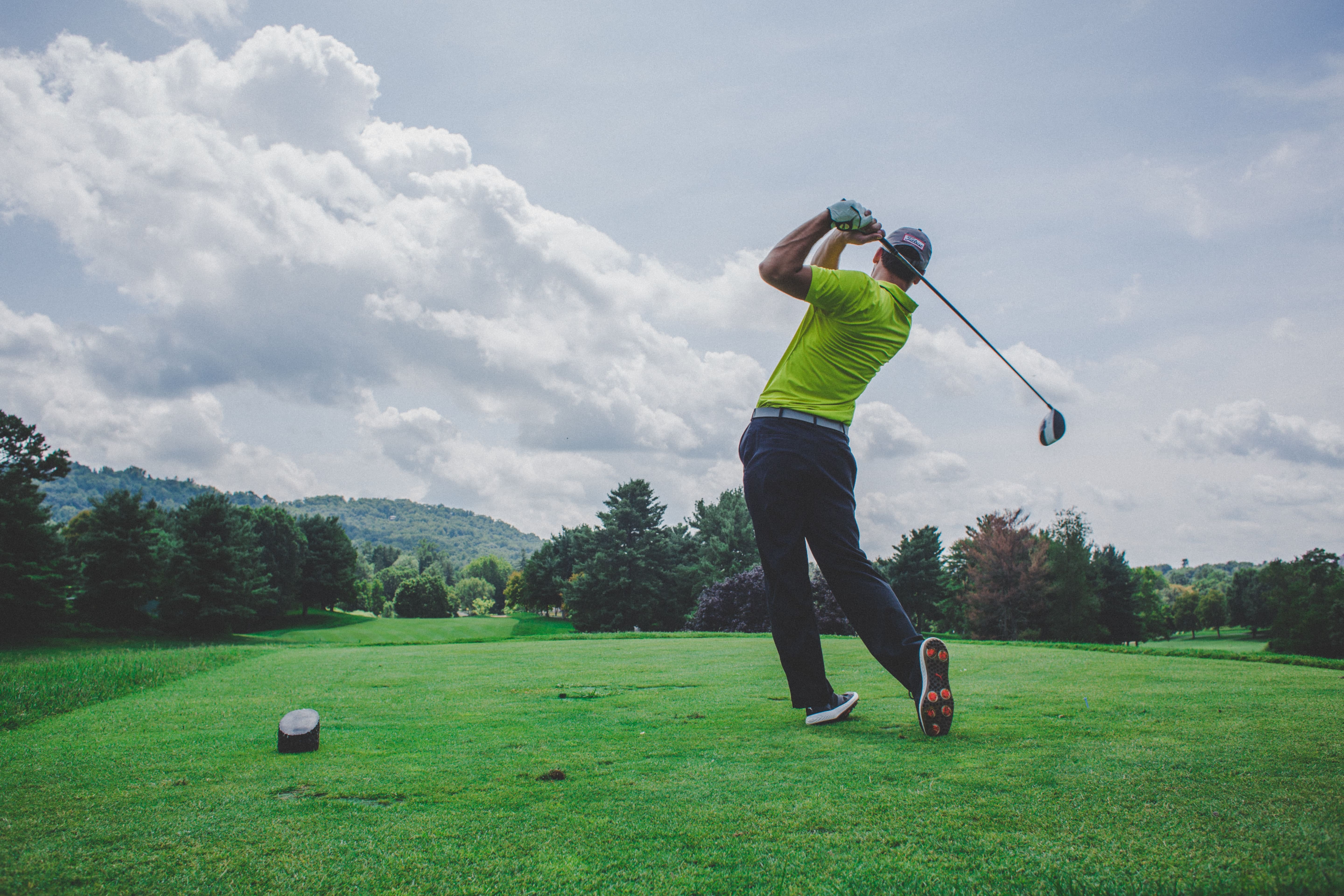 Award-winning golf academy provides private and group instruction for beginners, advanced, and PGA players.
